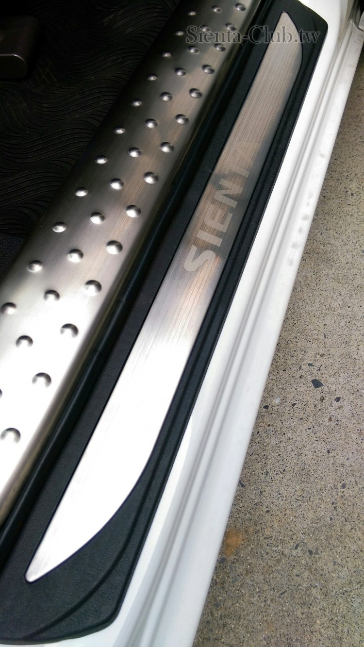 防刮腳踏板 7.jpg