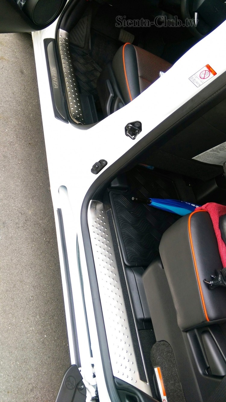 防刮腳踏板 9.jpg