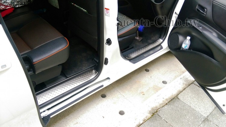 防刮腳踏板 10.jpg