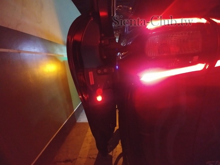 後開門警示燈