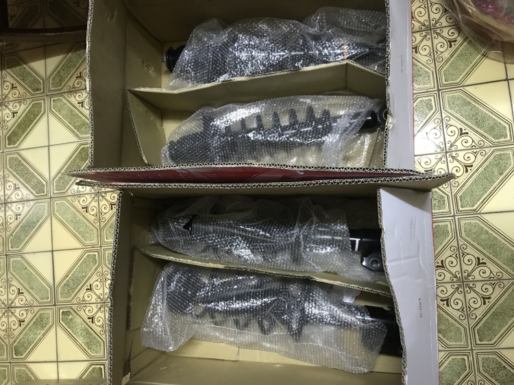 Sienta原廠避震器