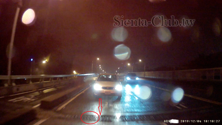 2-2019.12.4(02分45秒處)(後視鏡).MP4_000170333.png